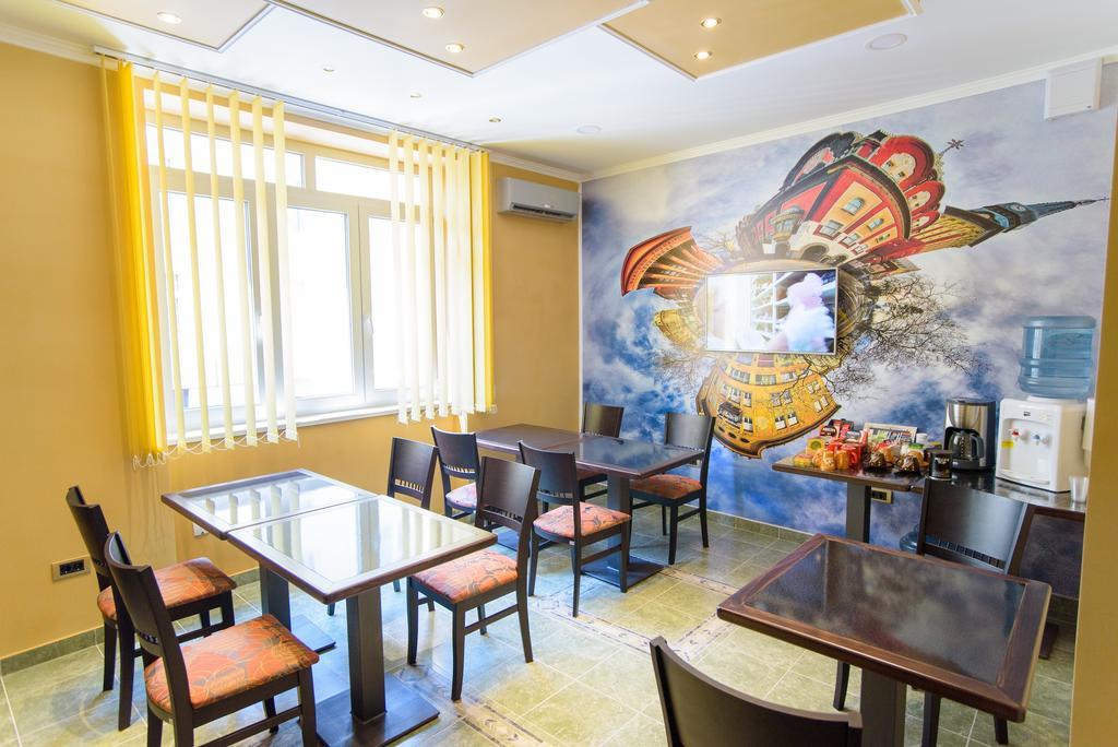 Guest House Mali Hotel Subotica Exterior photo